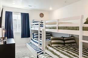 Adventure in the Desert #72 by RedAwning