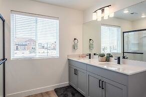 Adventure in the Desert #72 by RedAwning