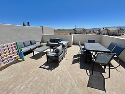 Adventure in the Desert #72 by RedAwning