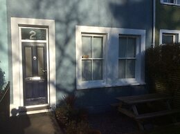 Lovely 4-bed Victorian House in Bangor by the sea