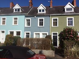 Lovely 4-bed Victorian House in Bangor by the sea