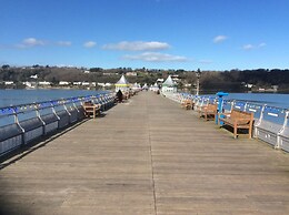 Lovely 4-bed Victorian House in Bangor by the sea