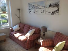 Lovely 4-bed Victorian House in Bangor by the sea