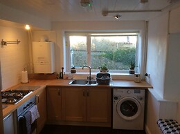 Lovely 4-bed Victorian House in Bangor by the sea