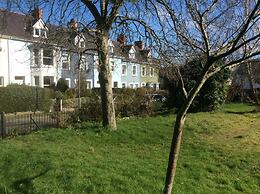 Lovely 4-bed Victorian House in Bangor by the sea