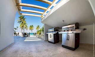 Villa Pandora Luxury Beachfront Villa in Los Corales Bavaro