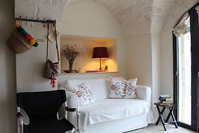 Ostuni Trullo Fiabesco con Piscina