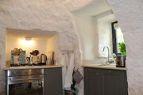 Ostuni Trullo Fiabesco con Piscina