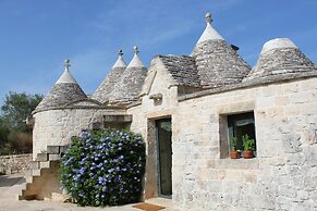 Ostuni Trullo Fiabesco con Piscina