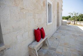 Villa Antica Riconvertita in Dimora di Lusso