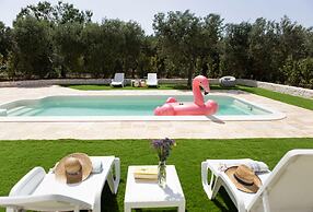 Villa Antica Riconvertita in Dimora di Lusso