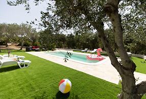 Villa Antica Riconvertita in Dimora di Lusso