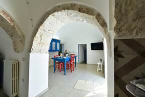 Trullo Nonna Itria Trullo con Esclusiva Piscina e Idromassaggio