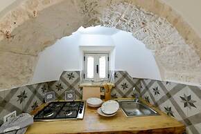 Trullo Nonna Itria Trullo con Esclusiva Piscina e Idromassaggio