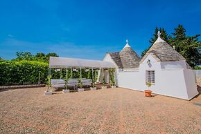 Trullo Nonna Itria Trullo con Esclusiva Piscina e Idromassaggio