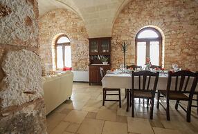 Trullo Degli Ulivi con Piscina e Idromassaggio