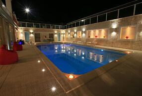 Villa Caraitria Lussuosa Villa con Piscina Privata