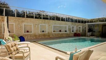 Villa Caraitria Lussuosa Villa con Piscina Privata