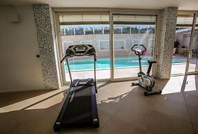 Villa Caraitria Lussuosa Villa con Piscina Privata