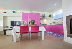 Villa Caraitria Lussuosa Villa con Piscina Privata