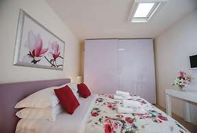 Villa Caraitria Lussuosa Villa con Piscina Privata