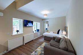 Rosedene Highland House - King Studio Apartment 9