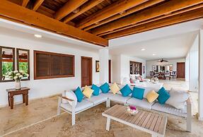 Casa de Campo Villa Luxurious Property up to 12 People With Pool Jacuz