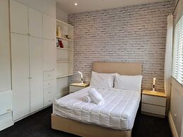 U Suites Hataitai - Gorgeous Classic Wellington Two Story Villa