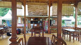 Borobudur Balkondes Saka Pitu