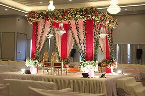 Grand Sarovar Portico