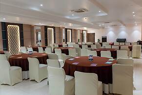 Grand Sarovar Portico