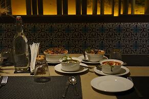 Grand Sarovar Portico