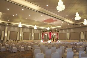 Grand Sarovar Portico