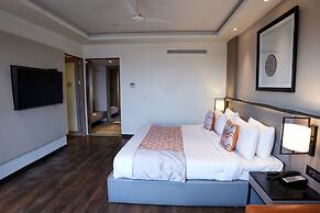 Grand Sarovar Portico
