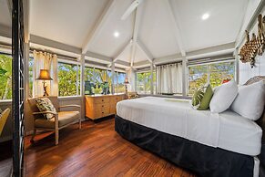 International Colony Club 13