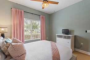 Refurbished! Lazy Life at Storey Lake by Shine Villas #901