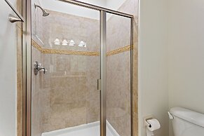 Refurbished! Lazy Life at Storey Lake by Shine Villas #901