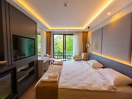 Santana Resort Hotel