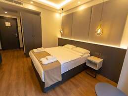 Santana Resort Hotel