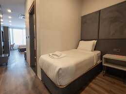 Santana Resort Hotel