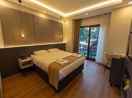 Santana Resort Hotel