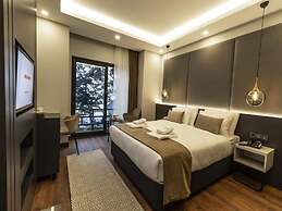 Santana Resort Hotel