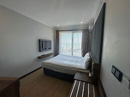 Santana Resort Hotel