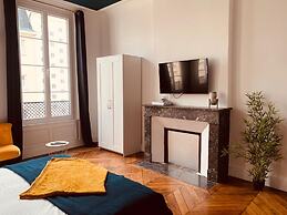 Lexpérience Delie by Icone Collection