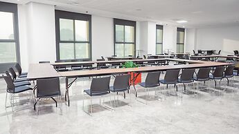 Star Land Hotel Bastos