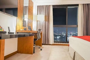 Star Land Hotel Bastos