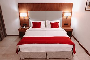 Star Land Hotel Bastos