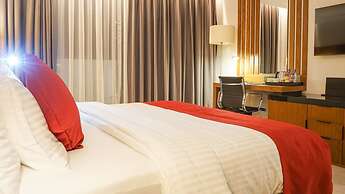 Star Land Hotel Bastos