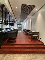 Star Land Hotel Bastos