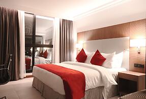 Star Land Hotel Bastos